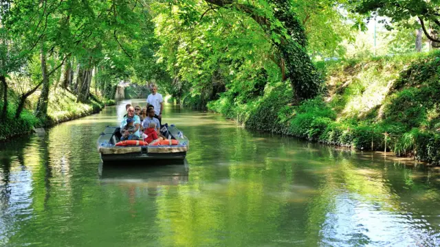 Balade En Barque Eaudyssee Nature En Ville © David Billy