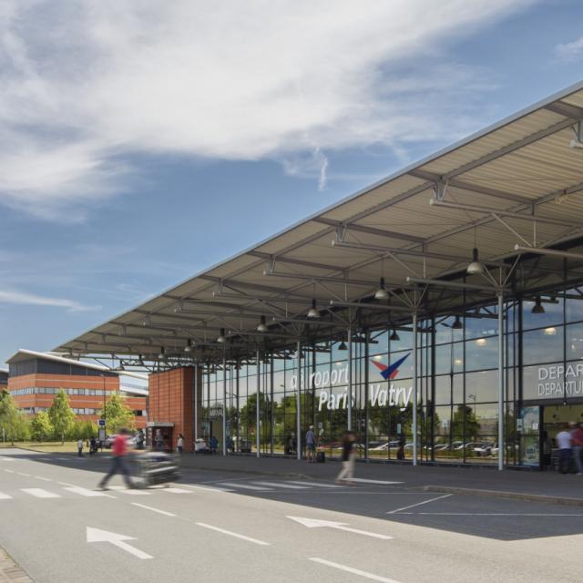 Aeroport De Vatry 20 Min De Chalons