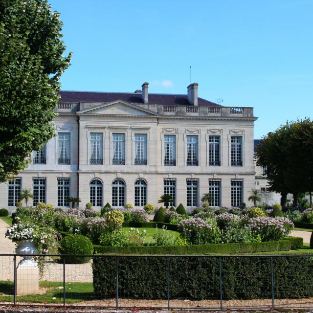 Hotel De Region Prefecture Chalons © Mathilde Boivin