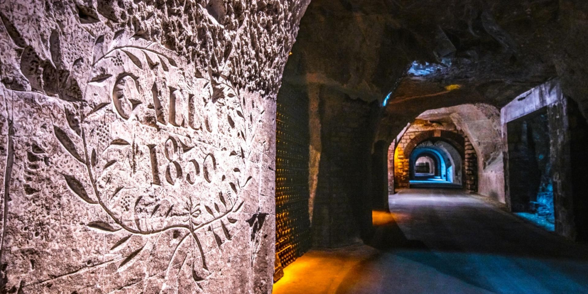 Champagne Joseph Perrier Caves Chalons En Champagne