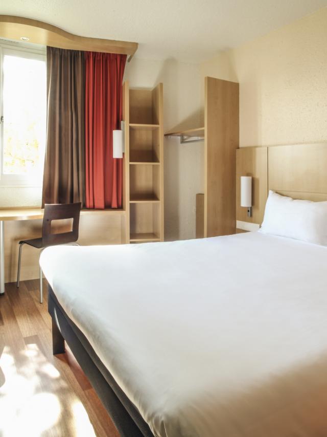 Landing Page Hotel Ibis Chalons En Champagne Chambre 2