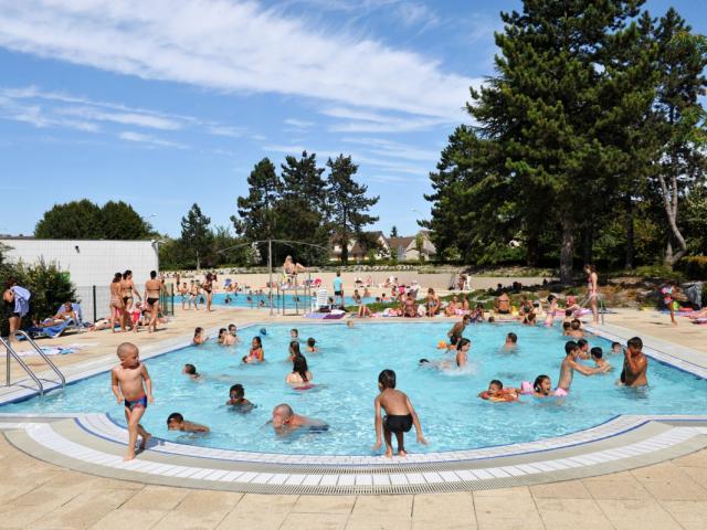 Piscine Exterieure Regis Fermier Chalons En Champagne © Christophe Manquillet
