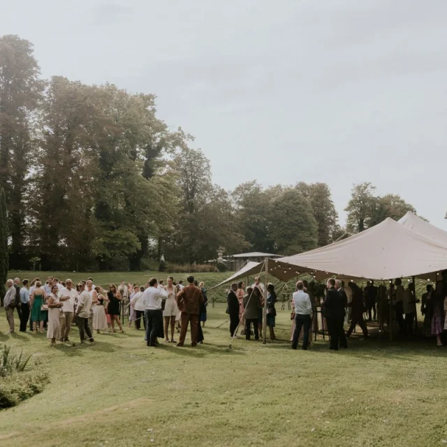 Domaine De Vaugency La Tente Stretch Madame B Photopgraphie