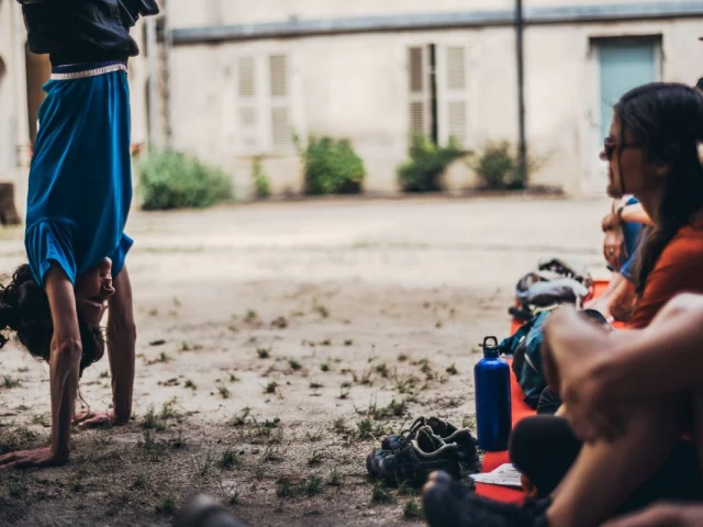 Muchmuche Company Amours Loic Nys Copie