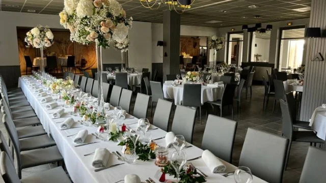 Aux Armes De Champagne L Epine Reception